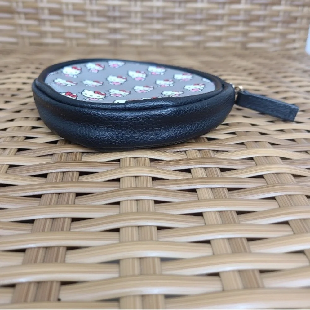 Hello Kitty Gray & Pink Kids Coin Pouch.